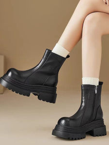 รองเท้าบูทมาร์ตินส้นหนาสำหรับผู้หญิง ฤดูใบไม้ร่วง/ฤดูหนาว สีดำ ทรงเข้ารูป รองเท้าบูทสั้นถึงเข่า สไตล์อังกฤษ รองเท้าบูททรงสูงสำหรับผู้หญิง