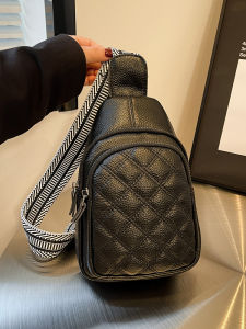 Retro Genuine Leather Chest Bag Top Layer Cowhide Slant Shoulder Casual Leisure Mens Backpack Small Size Soft Polyester Lining