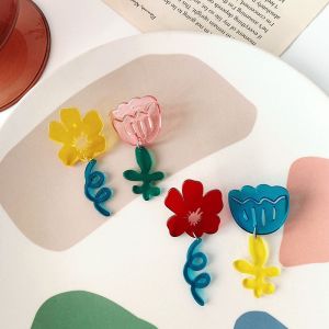 Great Direction Handmade | Japanese Style Stylish Acrylic Flower Stud Earrings Asymmetric Contrast Color Fun Tulip Earrings