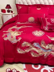 Bộ đồ cưới bốn món thêu rồng phượng sang trọng kiểu Trung Quốc ga trải giường đỏ mới vỏ chăn bộ đồ cưới bằng cotton nguyên chất