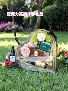 Transparent Acrylic Heart Shaped Handheld Box Creative Wedding Engagement Sweet Candy Box Birthday Gift Box Wedding Anniversary