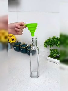 Corong Bulat Lipat Air Karet Silikon Minyak Collapsible Mini Funnel