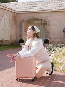 ส่งจากไทย กระเป๋าเดินทาง 18นิ้ว ลายไอศครีมมีที่วางแก้ว พอร์ตจ่ายไฟ USB อินเทรนด์สแควร์พกพาใส่รหัสผ่านรถเข็นกรณีเที่ยวบิน