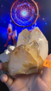 Bụi đá Thạch Anh Lemurian tinh thể pha lê tán sắc 7 màu cầu vòng lắp lánh năng lượng vũ trụ thiền định thiên nhiên 835