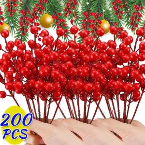Feelife 200PCS Christmas Berry Stems Simulation Red Fruit Berries Branches DIY Flower Bouquet Xmas Tree Wreath Gifts New Year Party Table Decor