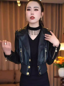 เสื้อแจ็คเก็ตหนังลำลองสไตล์เกาหลีสำหรับผู้หญิง ฤดูใบไม้ผลิ 2025 แฟชั่นใหม่ ทรงสลิม เสื้อคลุมยาวปานกลาง ปกเสื้อแบบมีกระดุม