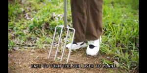 REMAX 4 Teeth Agriculture Farm Plant Fork Changkul Kebun Taman Penyodok Scope Hoe Shade Shovel Spade Tool Quality