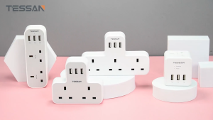 TESSAN 3-Pin Extension Plug Adaptor Singapore Ground Charger UK 3 Pin Plug Socket USB Wall Charger Plug Socket UK Outlets 13A 3250W (Type G) for Phone