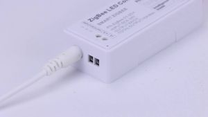 Zigbee 3.0 WiFi LED Controller 2.4GHz CCT RGB RGBW RGBCCT LED Strip Tuya GatewayHue Bridge Smart Things Remote Control DC5V-24V