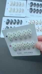 10pcs Almond Press on Nails Handmade Black White Classic Animal Print Acrylic False Nails Glossy Gel Manicure Set
