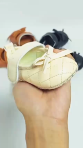 sepatu anak perempuan model pita terbaru dan terlaris untuk bayi perempua usia 1-12 bulanan