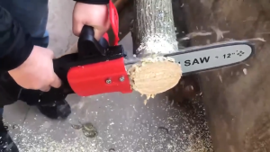 1800W Heavy Duty Cordless Chainsaw Cuts 30cm Diameter Wood 12/16Inch Brushless Electric Chain Saw with Fast Charger