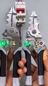 อัพเกรดไ【10 อิน 1】คีมปอกสายไฟปากแหลมอเนกประสงค์ วัดไฟฟ้าได้ คีมช่างไฟฟ้า Multi-function Wire Stripper คีมจมูกเข็มสแตนเลสพร้อมเครื่องมือไฟฟ้ามือ พร้อมไฟทดสอบไฟฟ้าแรงสูง