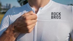 【Local Delivery】ROCKBROS Cycling Jersey Breathable Quick-drying Slim-Fit Cycling Short-Sleeve Jersey With Three Pockets YKK Zipper