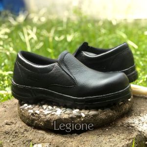 sepatu safety kiing kulit aslli ujung besi sole karet