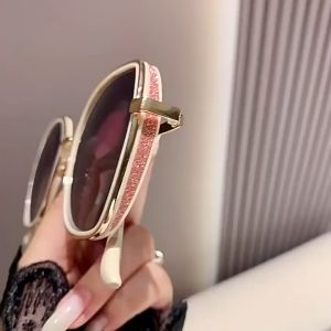 ฟรีถุงใส่แว่น sun glasses แว่นกันแดดแฟชั่นสําหรับผู้หญิง ป้องกันรังสี UVรู้สึกคุณภาพสูง สไตล์ลมย้อนยุค เฟรมโลหะรูปรี