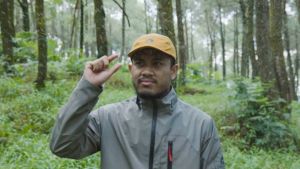 Topi Pria Outdoor Adventure Cap Waterproof Khaki & Premium Black