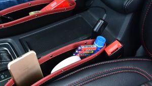 Premium Car Seat Gap Organizer Samping Jok Sekat Rak Mobil Selipan Car Seat Organizer Bahan Kulit Mewah - 4 Warna