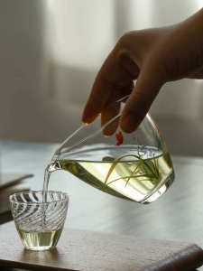 Heat Resistant Glass Gongfu Tea Set Public Cup Tea Brewing Filter Net Ceramic Origin Handmade Dehua County Fresh Style