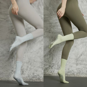 Non-Slip Yoga Socks Womens Pilates Special Indoor Sports Five-Finger Socks Mid-Calf Autumn And Winter Striped Cotton Socks