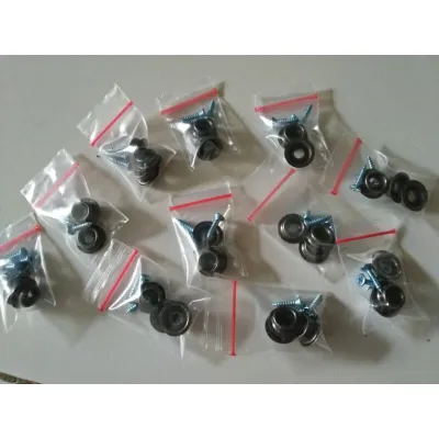 Kancing + baut helm isi 3 pasang