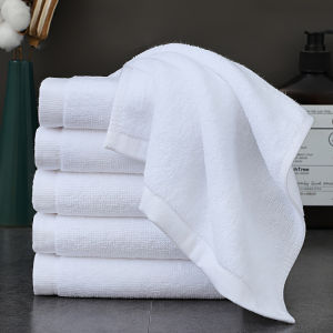 4pcs Durable White Small Square TowelsHousehold Square Towelsapply：Home Hotel CampingBathroom SuppliesHomeWash Cloths