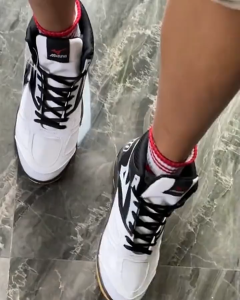 Sepatu Olahraga Boot Mizn Momentun / Sepatu Voli / Sepatu Olahraga Pria Dan Wanita#Star