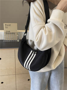 Large Capacity Oxford Cloth Dumpling Shaped Crossbody Bag for Women Trendy Design Casual Shoulder Bag Pure Color Fashionable