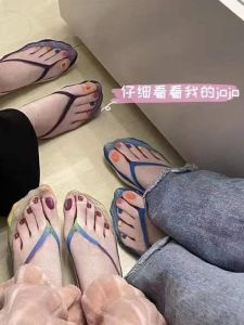 Socks Sandals 3D ตลก รูปเล็บปลอม รองเท้าแตะ พิมพ์ลายสร้างสรรค์ ตลก สำหรับทั้งชายและหญิง สั้น เหมาะกับฤดูใบไม้ผลิและฤดูใบไม้ร่วง