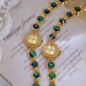 Stylish Women's Watch: A Perfect Gift for Women