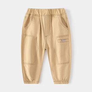 Wellkids ลำลอง กางเกงคาร์โก้ สําหรับเด็กผู้ชายที่มีกระเป๋าเรขาคณิตประกบสีบริสุทธิ์ยาว กางเกงขายาว ฤดูใบไม้ผลิ ฤดูใบไม้ร่วง เสื้อผ้าเด็ก