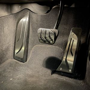 For BMW 2 4 Series F22 F32 2013~2021 RHD AT/MT Car Foot Pedals Accelerator Brake Clutch Pedal Rest Pedal Protect Mat Accessories