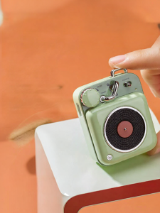 MAOWANGMIAOBO | Portable Mini Bluetooth Speaker Cat King Wondercast Atomic Record Player B612 Home Use Gift for Girls Birthday 1614