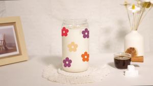 Coolife Retro Flower Daisy Glass Cup - 16oz Floral Preppy Cups w/Lids Straws Iced Coffee Cup Cute Glass Tumbler for Coffee Smoothie - Valentines Day Birthday Aesthetic Gifts for Women Her Mom Wife