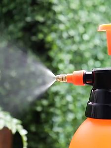 Portable Pressure Water Sprayer Pump Handheld Chemical Bottle Garden Tool Plant Flowers Watering Irrigation Spray Bottle 3L 2L 1.5L