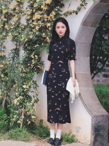 Momei Spring Summer Cotton Silk Cheongsam with Half Buttoned Front Four Quarter Sleeves Vintage Daily Wear Low Slit Chumei