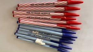 ปากกาแลนเซอร์สไปรัล 0.5 R 025 คละสีได้ 3 สี ดำ แดง น้ำเงิน แพ็กละ 12 ด้าม รวม 60 บาท