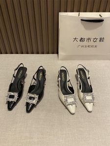 Elegant Spring 2025 Pointed Toe Shallow Mouth Diamond Embellished Buckle Single Shoes Korean Style Fashionable Flats