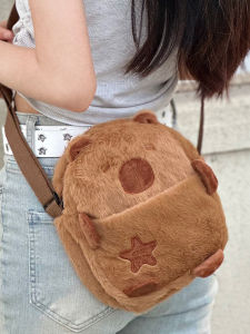 น่ารัก Capybara การ์ตูน กระเป๋าสะพายข้างผ้ากํามะหยี่กระเป๋าโทรศัพท์มือถือไหล่เดี่ยว ลำลอง Leisure Youth Velvet กระเป๋าขนาดเล็ก