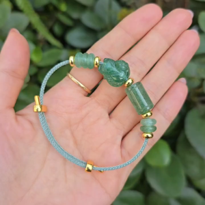Q2334 Vòng lu thống ngũ điếu hồ ly Thạch Anh Dâu Xanh lá dây cáp khóa rút freesize Mộc và Hoả - Phong Thuỷ TUDO P