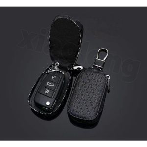 High Quality Business Casual Car Key Case Genuine Leather Car Key Cover car key bag car key holder cover For Toyota Vios Fortuner Innova Corolla Altis Hiace Avanza Land Cruiser Hilux Camry Wigo RAV4 Revo Corolla Yaris Previa fj cruiser Alphard
