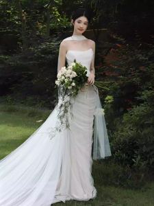 French Style Fancy Tube Top Light Wedding Dress Minimalist Temperament Bride Welcome Wedding Veil Super Fairy White Fishtail Dress
