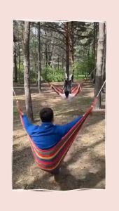 แบบพกพา เปลยวน170X70CM (แถมฟรีกระเป๋าและเชือก)เปลญวนผ้าใบ บ้าน เปลเดินป่าcamping hammock