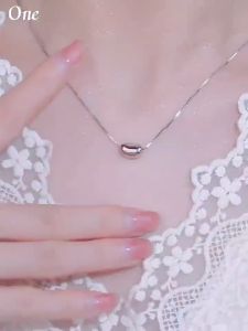 18k Saudi Gold Necklace & Acacia Bean Heart Pendant: A Pawnable Fashion Jewelry