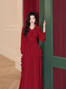Red Lip Rose Embroidery French Vintage Style Wedding Dress with High Waist Gored Skirt Long Sleeve V-Neck A-Line Dress