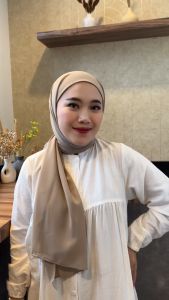 𝗛𝗮𝗻𝗵𝗮𝗻 𝗛𝗶𝗾𝗮𝗯 - Pashmina Inner 200x75 Ceruty Babydoll (Pashmina 2IN1 Ciput Syari)