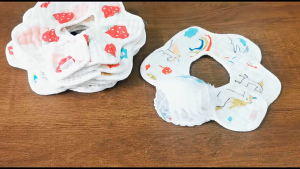 8 Layer Cotton Bibs for Baby Kids Newborn | 8 Lapisan Kapas Bib Bayi Kanak | 宝宝婴儿围兜八层纯棉纱布围嘴口水巾