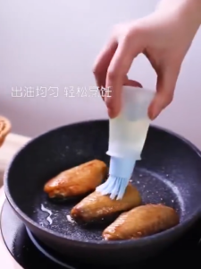 1PC Silicone Oil Brush Baking Brushes Liquid Oil Pen Cake Butter Bread Pastry Brush BBQ Utensil Safety Basting Brush