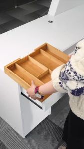 Bamboo Extendable Cutlery Tray Drawer Cutlery Utensil Tray Knives Spoons Forks Organizer