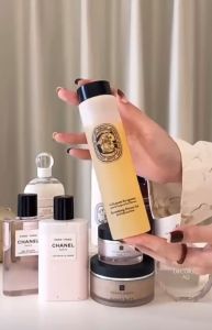 Sữa Tắm Gọi Dưỡng Thể Nâng Cơ Họ Nhà Dip Kèm Túi